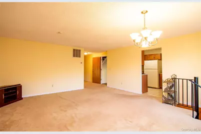 38 Chester Lane, Nanuet, NY 10954 - Photo 4