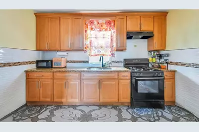 95-26 86th St, Ozone Park, NY 11416 - Photo 12