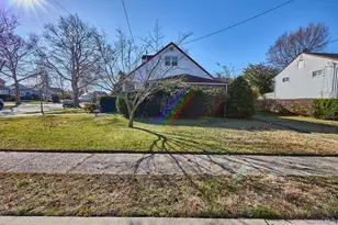 1068 Ashley Dr, Valley Stream, NY 11580 - Photo 4