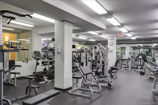 17-85 215th St, Bayside, NY 11360 - Photo 24