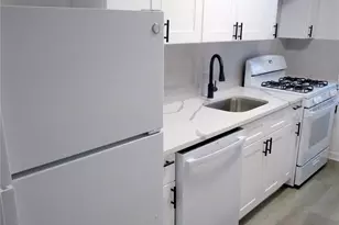 1 Oakridge Pl, Eastchester, NY 10709 - Photo 14