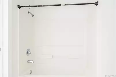 422 Broadway #5, Monticello, NY 12701 - Photo 4