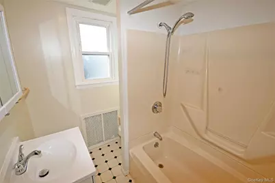 1047 N 7th Street #Whole House, New Hyde Park, NY 11040 - Photo 10