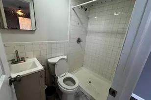 175-24 89th Ave, Jamaica, NY 11432 - Photo 14