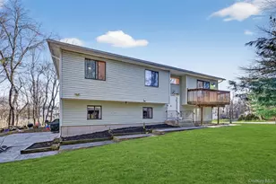 10 Pauline Ct, Spring Valley, NY 10977 - Photo 2