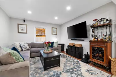 670 Mason Street, Westbury, NY 11590 - Photo 4