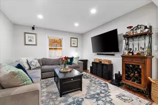 670 Mason St, Westbury, NY 11590 - Photo 4