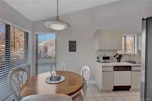 248 Pond View Ln, Smithtown, NY 11787 - Photo 6