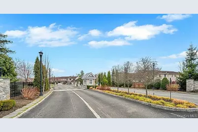 248 Pond View Lane, Smithtown, NY 11787 - Photo 40