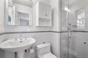 9 Tanglewood Rd, Scarsdale, NY 10583 - Photo 26