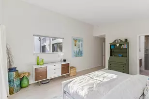 56 N Woods Ln, East Hampton, NY 11937 - Photo 18