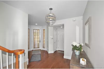 736 Verona Drive, Melville, NY 11747 - Photo 18