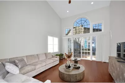 736 Verona Drive, Melville, NY 11747 - Photo 8