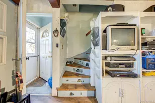 216-76 68th Ave, Oakland Gardens, NY 11364 - Photo 4