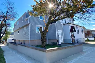 121 Carroll Ave, Valley Stream, NY 11580 - Photo 2