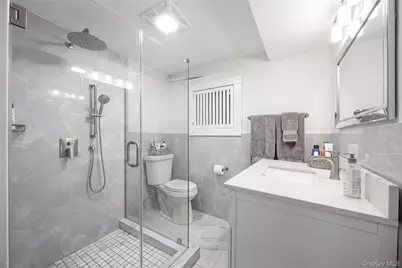 95 Buena Vista Avenue, Yonkers, NY 10701 - Photo 40