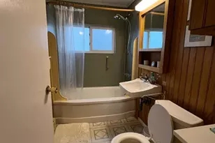 135 Sunrise Ln, Hempstead, NY 11756 - Photo 10