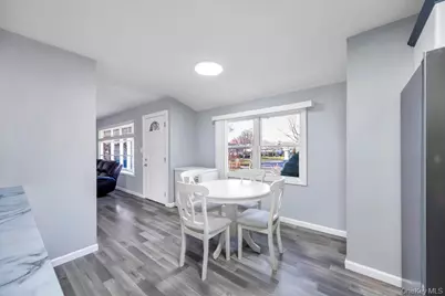 10 Westwind Drive, Bohemia, NY 11716 - Photo 8