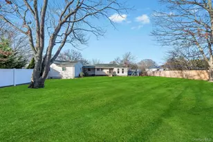 10 Westwind Dr, Bohemia, NY 11716 - Photo 24