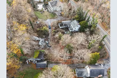 372 Main St, East Setauket, NY 11733 - Photo 2