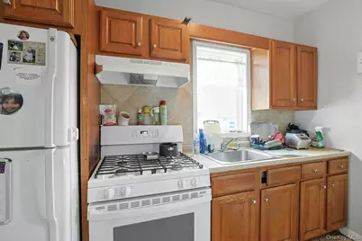 11 Woodland Avenue, New Rochelle, NY 10805 - Photo 4