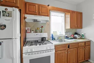 11 Woodland Ave, New Rochelle, NY 10805 - Photo 4