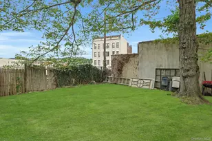 11 Woodland Ave, New Rochelle, NY 10805 - Photo 12