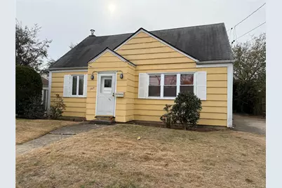 1927 Franklin Road, Valley Stream, NY 11580 - Photo 2