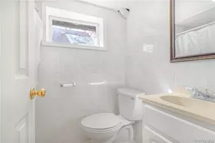 820 Southern Pkwy, Uniondale, NY 11553 - Photo 18