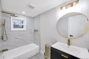 751 S Hickory St, Lindenhurst, NY 11757 - Photo 10