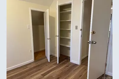 212 5th Avenue, West Babylon, NY 11704 - Photo 8