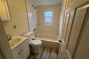 62 Warwick Rd, Island Park, NY 11558 - Photo 4