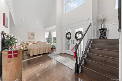 2 Mayflower Lane, Holtsville, NY 11742 - Photo 8