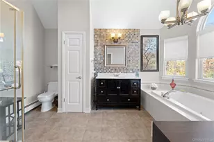 2 Mayflower Ln, Holtsville, NY 11742 - Photo 20