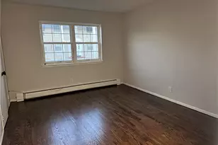 60 Trafalgar Rd, New Windsor, NY 12553 - Photo 6