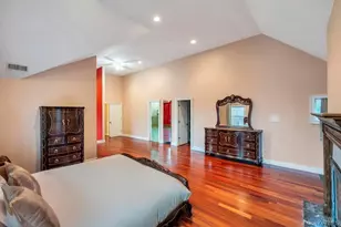 277 Clocks Blvd, Massapequa, NY 11758 - Photo 20