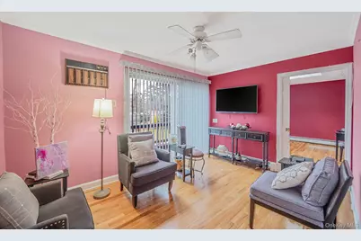 7 Rugby Road, Westbury, NY 11590 - Photo 20