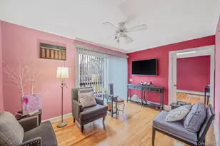 7 Rugby Rd, Westbury, NY 11590 - Photo 20