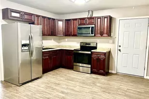 108 North St, Middletown, NY 10940 - Photo 2
