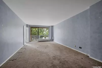 61-20 Grand Central Parkway #C303, Forest Hills, NY 11375 - Photo 8