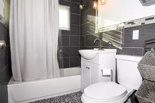 181 Friends Ln, Westbury, NY 11590 - Photo 14