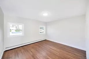 16 Columbus Ave, Brentwood, NY 11717 - Photo 16