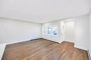 16 Columbus Ave, Brentwood, NY 11717 - Photo 6