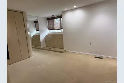 130 S Middle Neck Road #2, Great Neck, NY 11021 - Photo 16