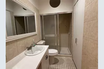 130 S Middle Neck Road #2, Great Neck, NY 11021 - Photo 14