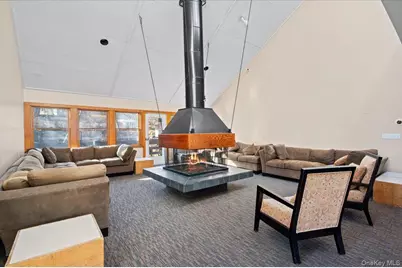 110 Round Hill Road, Dobbs Ferry, NY 10522 - Photo 28