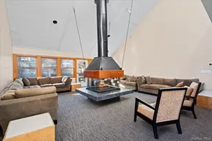 110 Round Hill Rd, Dobbs Ferry, NY 10522 - Photo 28