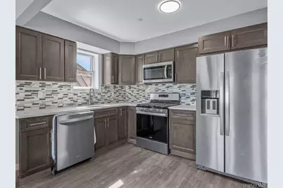 37-08 Francis Lewis Boulevard, Bayside, NY 11361 - Photo 28