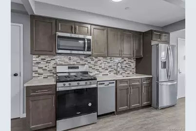 37-08 Francis Lewis Boulevard, Bayside, NY 11361 - Photo 10