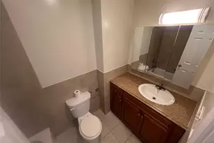 408 Carpenter Ave, Newburgh, NY 12550 - Photo 8